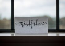 The 2-Step Process to Stop Pleasing Others and Focus On Yourself