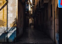 Reduce Your Risk: The 5 Places You Should Never Be Alone At Night Reduce Your Risk: The 5 Places You Should Never Be Alone At Night
