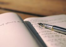 AI in Literature: How Artificial Intelligence Is Crafting New Stories”