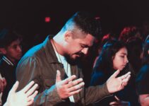 “How to Embrace Vulnerability for Stronger Connections”