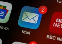 “Beehiiv vs. Substack: The Battle for Creator-Friendly Newsletters”