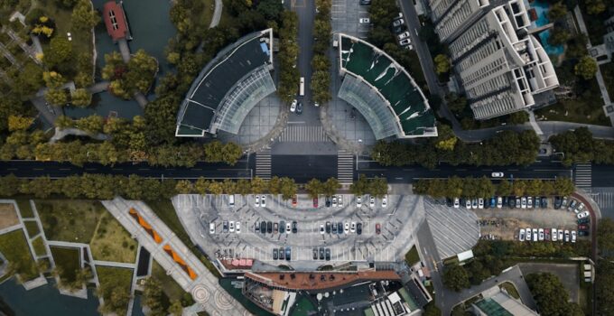 Photo "Topaz Gigapixel AI vs Lets Enhance: Which Upscaler Delivers Better Results in 2025?"