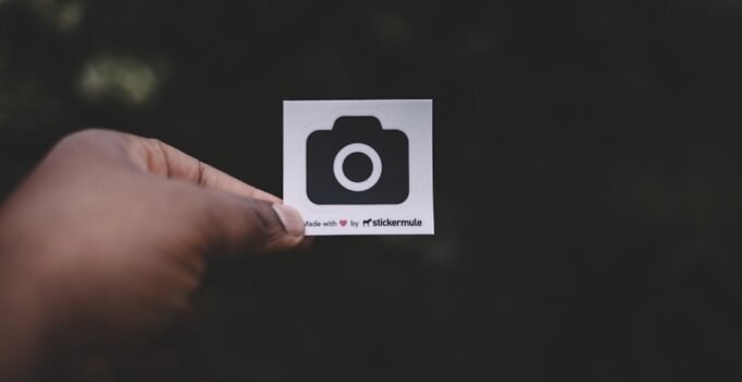 Photo "Monthly Subscription vs One-Time Purchase: The Best Payment Model for AI Image Software"