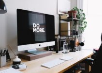 How to Build a Personal Brand with AI Assistants