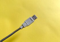 How to Connect Wireless Charger to Phone