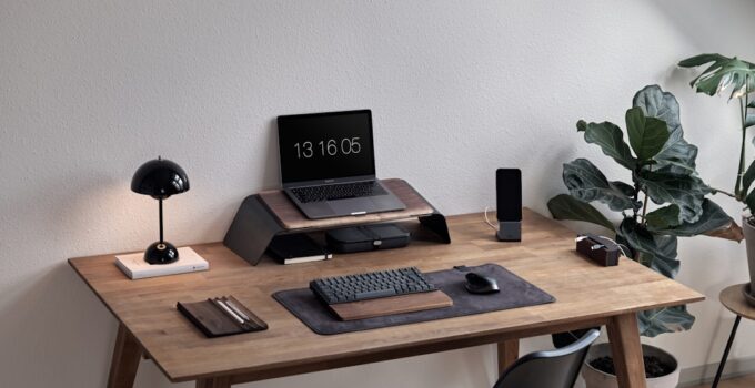 Photo Remote Work Arrangement