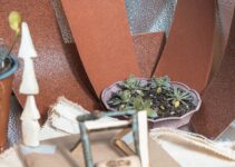 How to Pet-Proof Your Christmas Gift Wrapping Station How to Pet-Proof Your Christmas Gift Wrapping Station