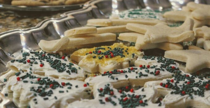 Photo Holiday Foods Toxic to Pets