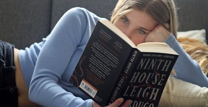 Photo Read More Books