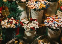 Efficient Seasonal Decoration Storage Techniques