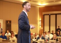 Mastering the Art of Public Speaking: Tips for Improvement