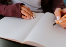 How to Build a Journaling Habit That Accelerates Your Self-Awareness How to Build a Journaling Habit That Accelerates Your Self-Awareness