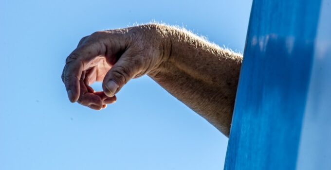 How to Understand Why We Get Goosebumps